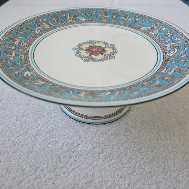 Ceramic 1980s Wedgwood "Florentine" Turquoise 9" Pedestal Plate Stand For Sale - Image 7 of 10