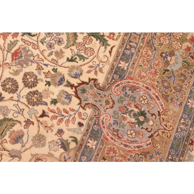 1990s Shabby Chic Medallion 1990's Pak-Persian Beige/Green Wool Rug - 6'1'' X 9'4'' For Sale - Image 5 of 9