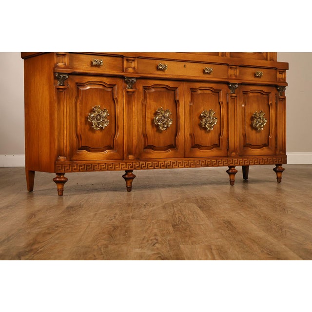 Daniel Jones Inc. Custom Regency Style Bookcase or China Cabinet For Sale - Image 13 of 18