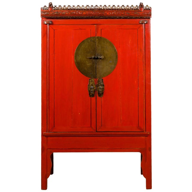 Chinese Qing Dynasty 19th Century Red Lacquered Wedding Cabinet with Carving For Sale - Image 13 of 13