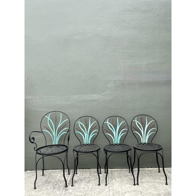 Late 20th Century Vintage Cast Aluminum Cat Tail Dining Table Set of 5 For Sale - Image 5 of 12