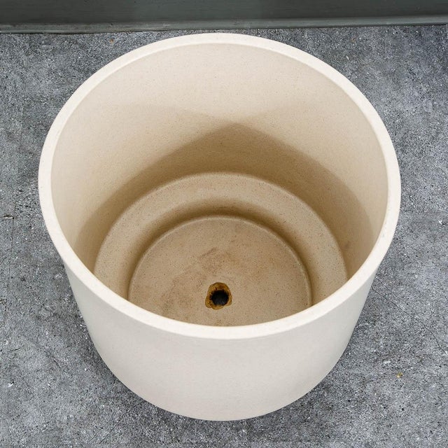 Mid-Century Modern Mid Century Modern Planter Ceramic White Speckled Gainey Pot Medium, Attributed For Sale - Image 3 of 10
