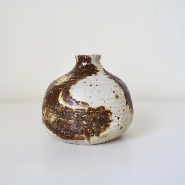 Contemporary Wabi Sabi Studio Pottery Sculptural Rounded Bud Vase With Strokes of Mottled Brown & Ivory Drip Glaze For Sale - Image 3 of 16