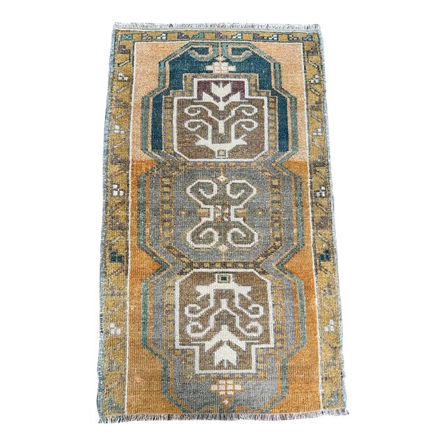 Turkish Yastik Rug 1'9" x 3' For Sale
