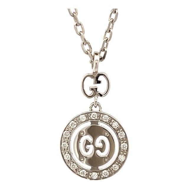 Gucci 18k White Gold Pendant Necklace With Diamond Accents For Sale