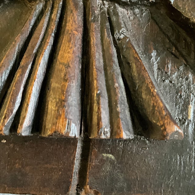 19th Century French Ornamental Carvings Featuring a Flower Bouquet (Pair) For Sale - Image 9 of 11