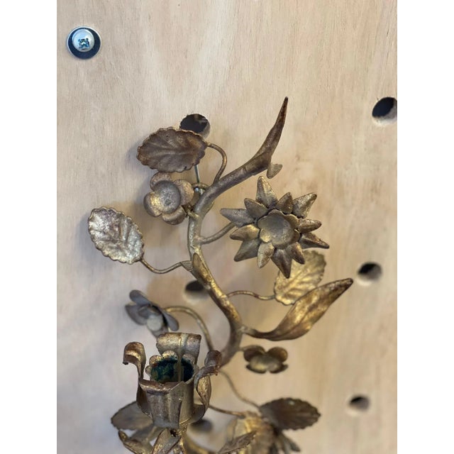 Pentane Brass Toned Vintage Candle Holder with Floral Design. There is a Hook on the Back for Wall Hanging. Vintage...