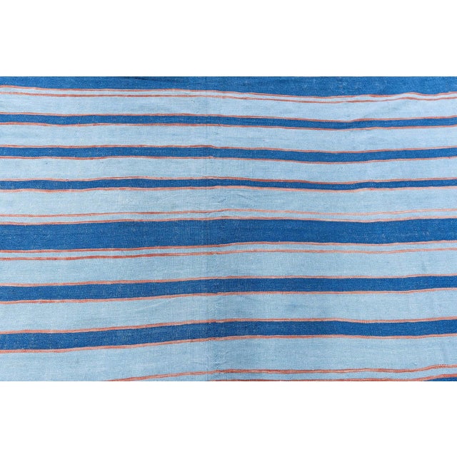 Doris Leslie Blau Dhurrie Mid-Century Blue With Navy Blue Flatweave Cotton Rug For Sale - Image 4 of 8