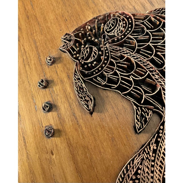 Vintage Indonesian Copper Batik Tjap Stamp Walnut Wood Serving Tray Lobsters and Fishes For Sale - Image 9 of 12