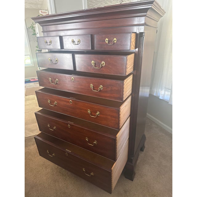 Maker: Henkel Harris Origin: Winchester, Virginia, USA Material: Genuine Mahogany Finish: No. 29 Style No.: 175 Condition:...