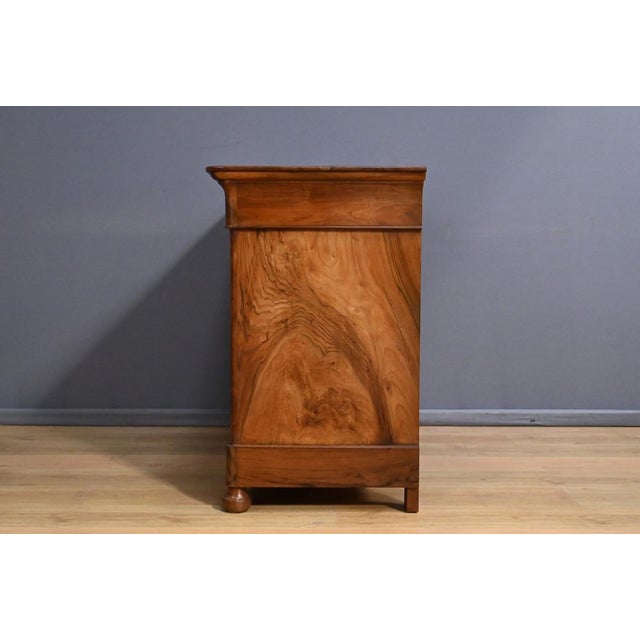 Restoration Chest of Drawers in Burr Walnut, 19th Century For Sale - Image 11 of 17