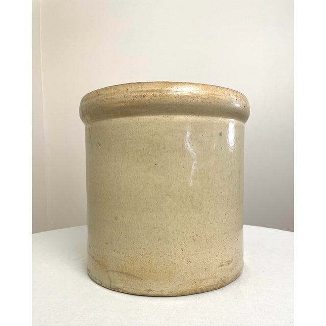 Antique Salt-Glazed Cream & Cobalt Blue Large Stoneware Crock For Sale In Houston - Image 6 of 12