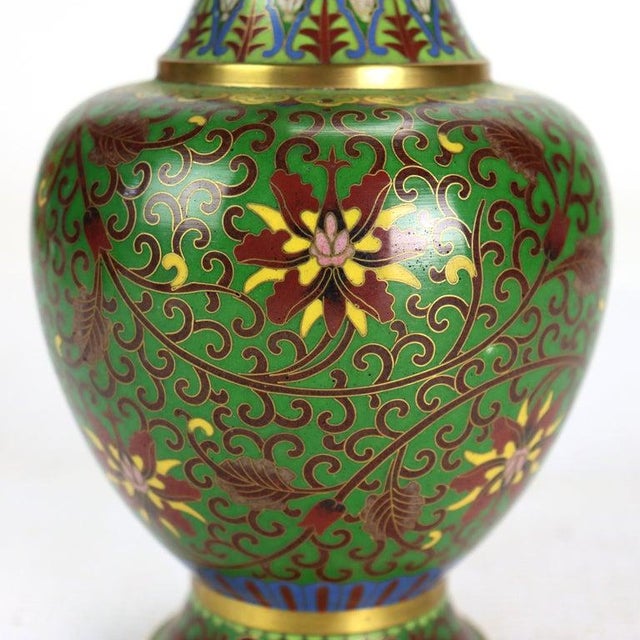 Green Chinese Cloisonne Floral Enameled Vase 20thC For Sale - Image 8 of 9