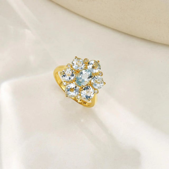 Contemporary Nina Zhou Aquamarine Diamond Cocktail Ring in 14k Gold, size 5 For Sale - Image 3 of 6