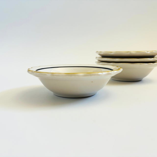 Vintage Ruffled Rim Ceramic Bowls by Syracuse China Usa - Set of 4 For Sale - Image 4 of 12