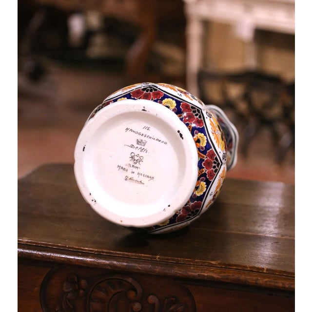 Ceramic Mid-Century Dutch Hand-Painted Polychrome Faience Vase by Ram Delft For Sale - Image 7 of 8