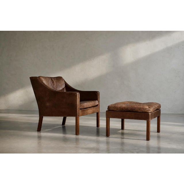 Wood Set of Vintage Danish Modern Leather Model 2207 Lounge Chair and Ottoman by Børge Mogensen for Fredericia, 1960s For Sale - Image 7 of 18