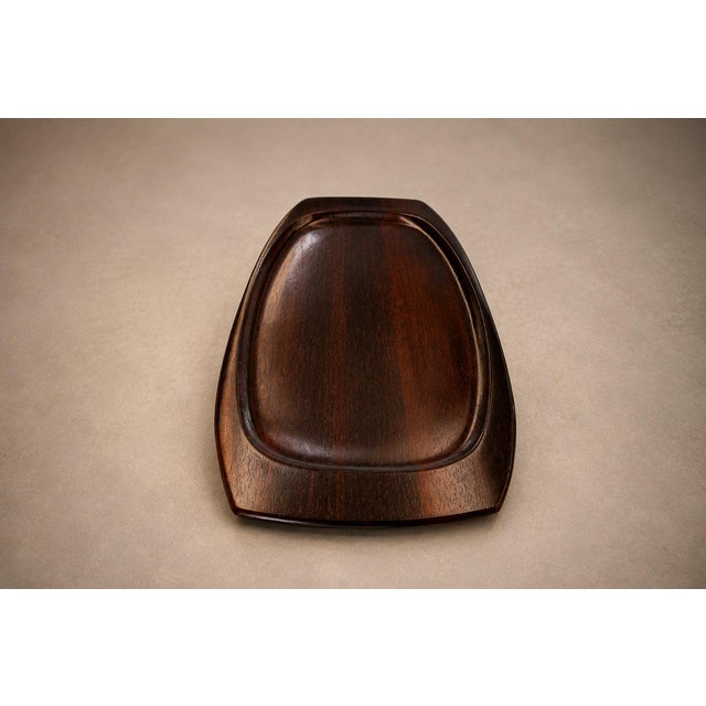 Brazilian Modern Model 731 Serving Tray in Rosewood by Jean Gillon for WoodArt, 1960s — Lot 915 For Sale - Image 17 of 18