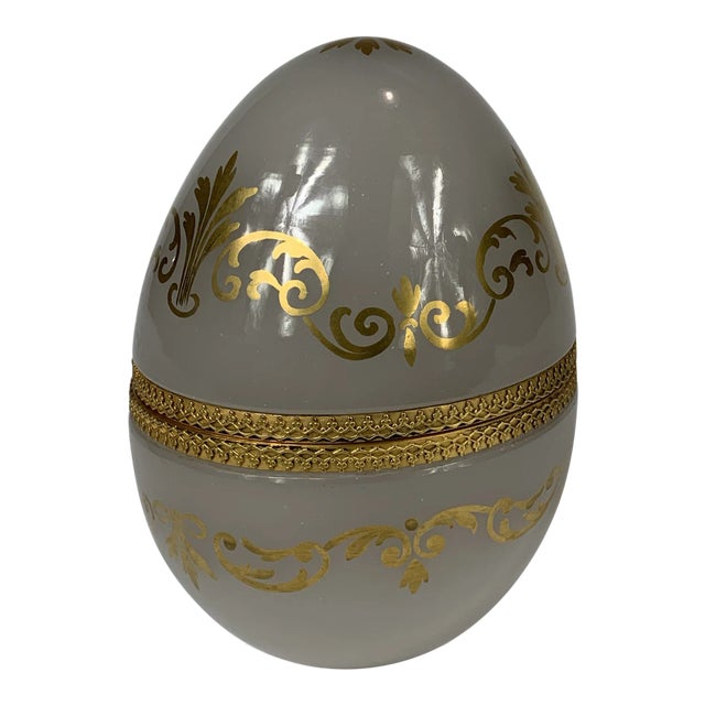 Early 20th Century French Glass Egg For Sale