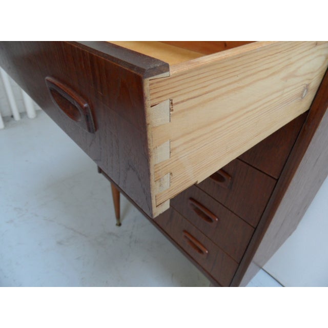 Mid-Century Modern Mid-Century Chest of Drawers, 1950s For Sale - Image 3 of 12