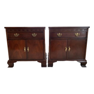 Vintage Baker Furniture Mahogany Chippendale Nightstands or Side Tables a Pair For Sale