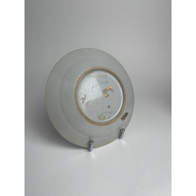 Coffee Pair of 18th Century Chinese Export Eagle Plates - Hemingway Family For Sale - Image 8 of 11