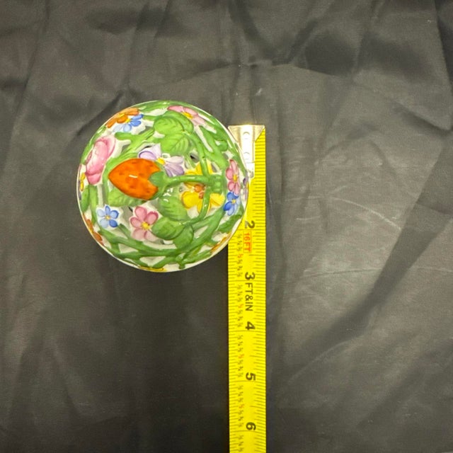 Green Vintage Herend Hungary Reticulated Bonbonniere Potpourri Box Strawberry Finial #6214 For Sale - Image 8 of 9