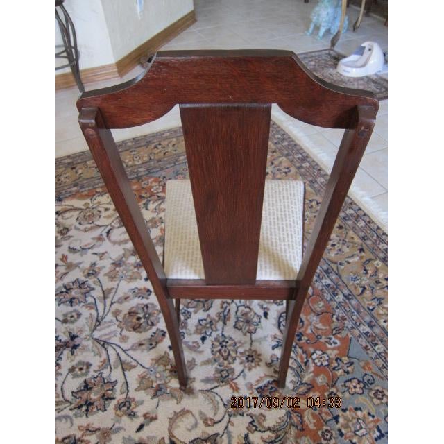 Early 20th Century Set of Six Queen Anne / Chippendale Revival Dining Chairs – Five Side Chairs & Captain’s Chair For Sale - Image 4 of 11