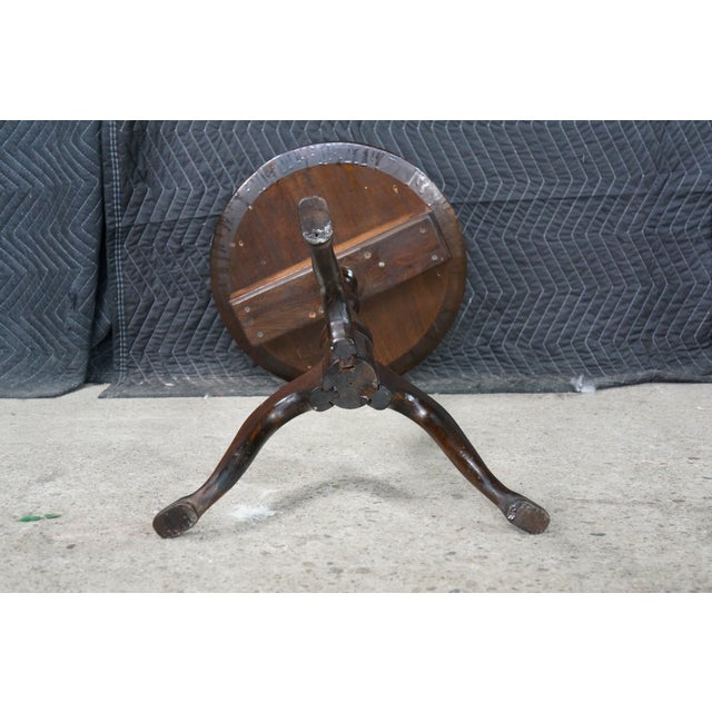 Antique Georgian Style Round Mahogany Tripod Base Candle Stand Wine Side Table For Sale - Image 16 of 18