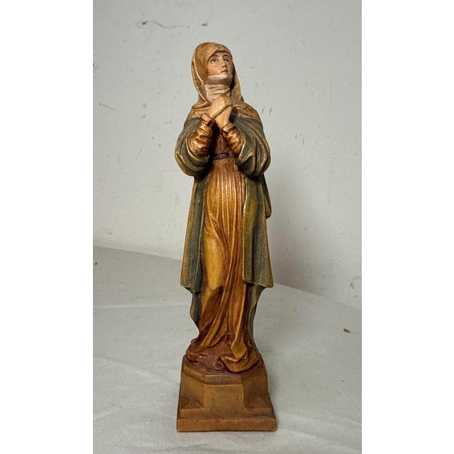 1960s Vintage Italian Wood Hand Carved Religious Madonna Nurnberg Statue Sculpture For Sale - Image 5 of 9