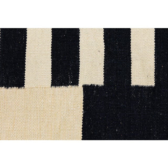 Textile Modern Navajo-Style Hand-Knotted Wool Rug – Black & Cream Graphic Geometric For Sale - Image 7 of 12