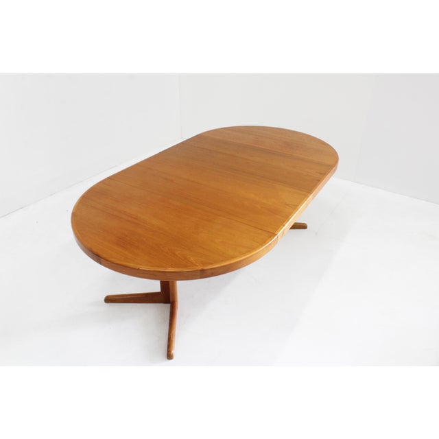 Vintage Danish Round Extendable Dining Table in Teak from Bramin, 1960s For Sale - Image 4 of 9