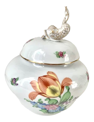 Herend Vintage Gilt Large Ginger Jar With Foodog Finial and Tulip Decoration