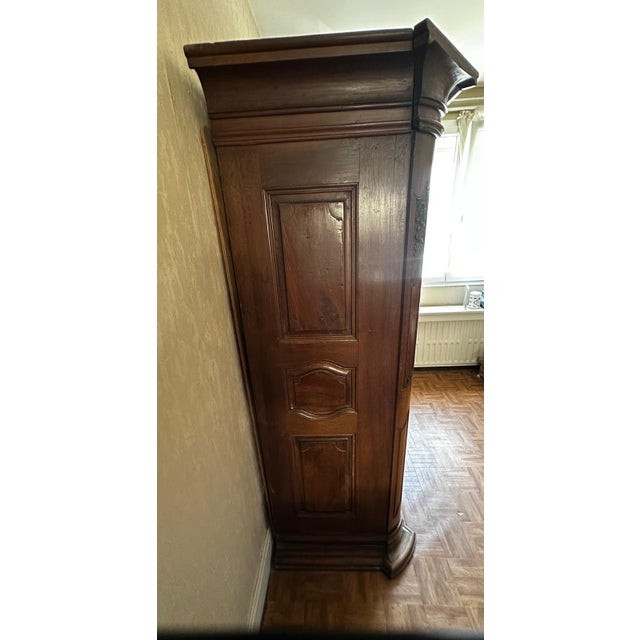 Large Alsatian Louis XV Style Wardrobe in Walnut, 18th Century For Sale - Image 9 of 18