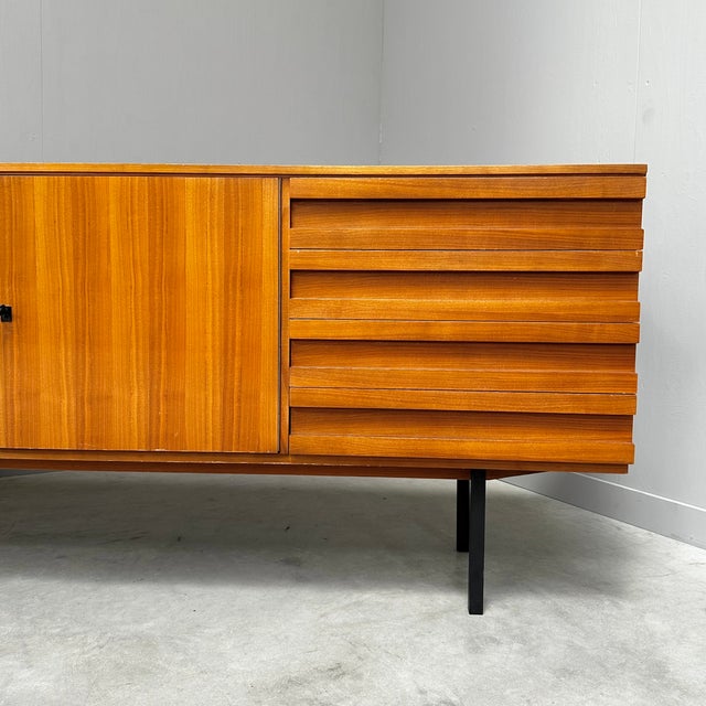 Vintage Sideboard in Walnut, 1960s For Sale - Image 4 of 13