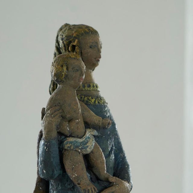 Black Mary with Child Sculpture in Clay, Early 20th Century For Sale - Image 8 of 12