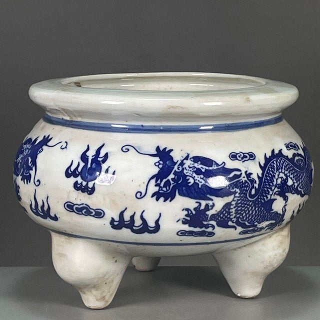 Late 20th Century Vintage Blue & White Porcelain Tripod Censer – Dragon Motif, Qianlong Mark For Sale - Image 5 of 9
