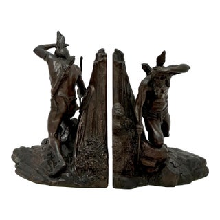 Outstanding Large Antique Bronzed Metal Figurative Native American Indian Mohawk Trail Motif Bookends - Early 1900s. For Sale
