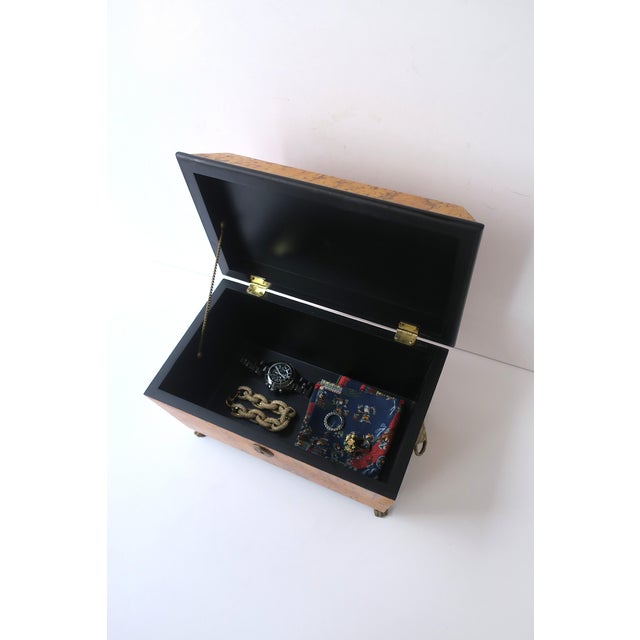 Neoclassical Empire Revival Style Box, Tiger Burl-Esque Lion Heads, Late 20th C For Sale - Image 10 of 15