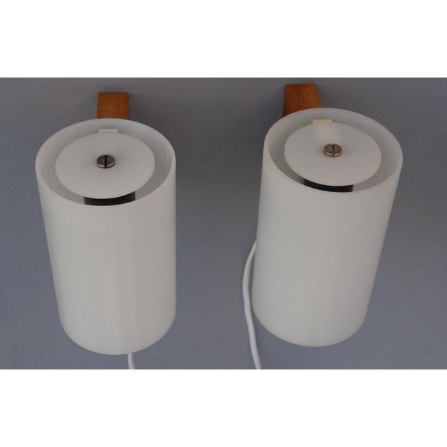 Mid-Century Modern Model 720 Wall Lights by Uno & Östen Kristiansson for Luxus, Sweden, 1960s, Set of 2 For Sale - Image 3 of 12