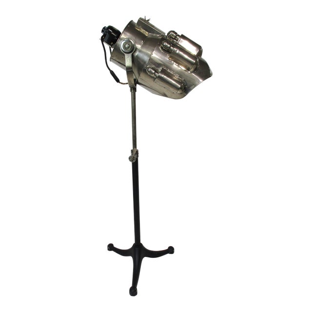 Streamline Art Deco Polished Aluminum Spaceage Floor Lamp For Sale