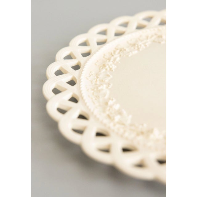 Wedgwood 19th Century English Wedgwood Creamware Reticulated Plate For Sale - Image 4 of 7