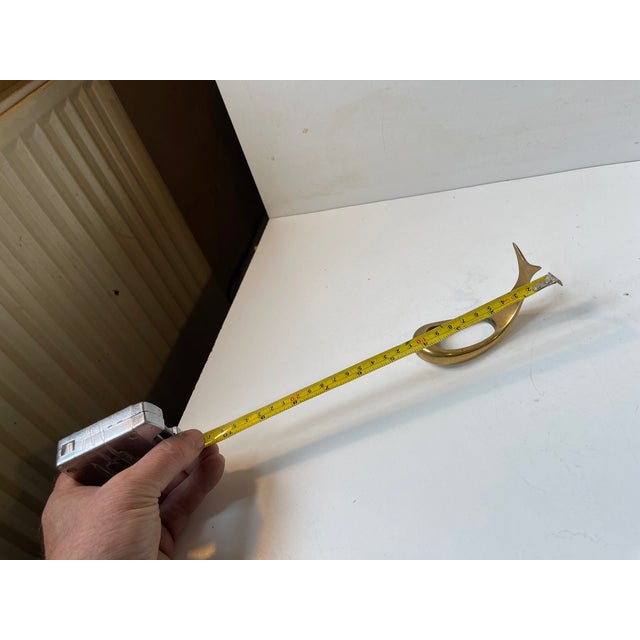 Gold Scandinavian Whale Brass Pipe Rest in the style of Carl Auböck, 1950s For Sale - Image 8 of 9