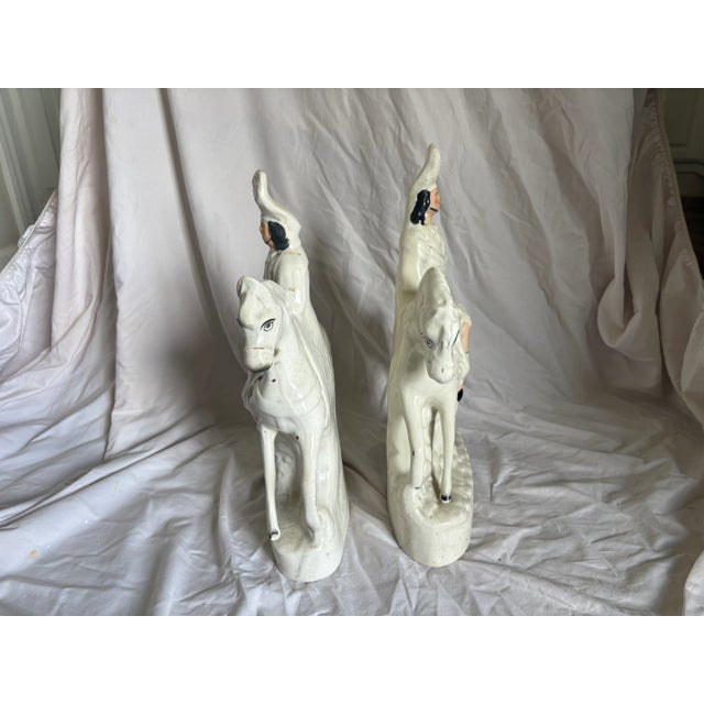 Staffordshire Pair of Mid 19th Century Staffordshire Scottish Hunters on Horseback For Sale - Image 4 of 14