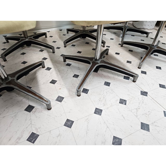 Mid-Century Modern Kitchen Chairs in Floral Upholstery by Brody For Sale In Boston - Image 6 of 9