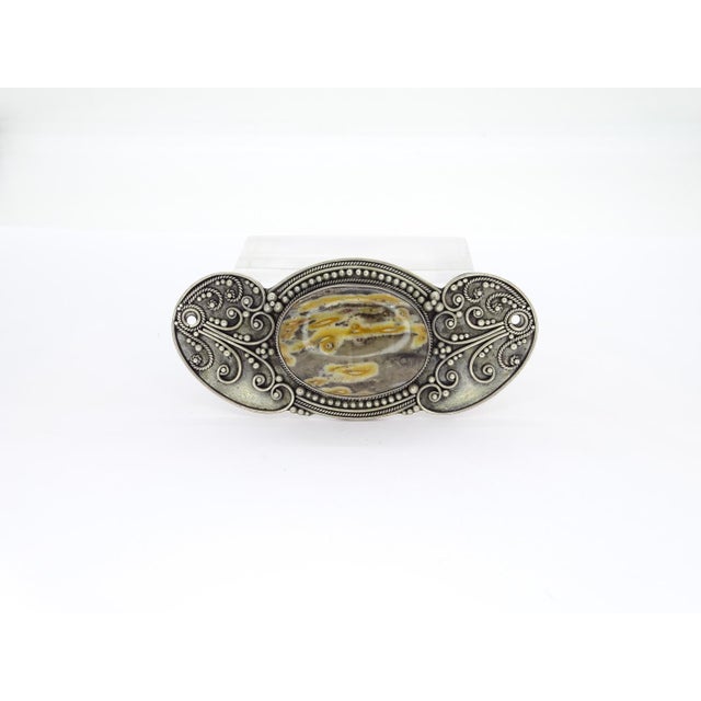 Gray Art Nouveau Brooch in Sterling Silver and Agate Stone For Sale - Image 8 of 17