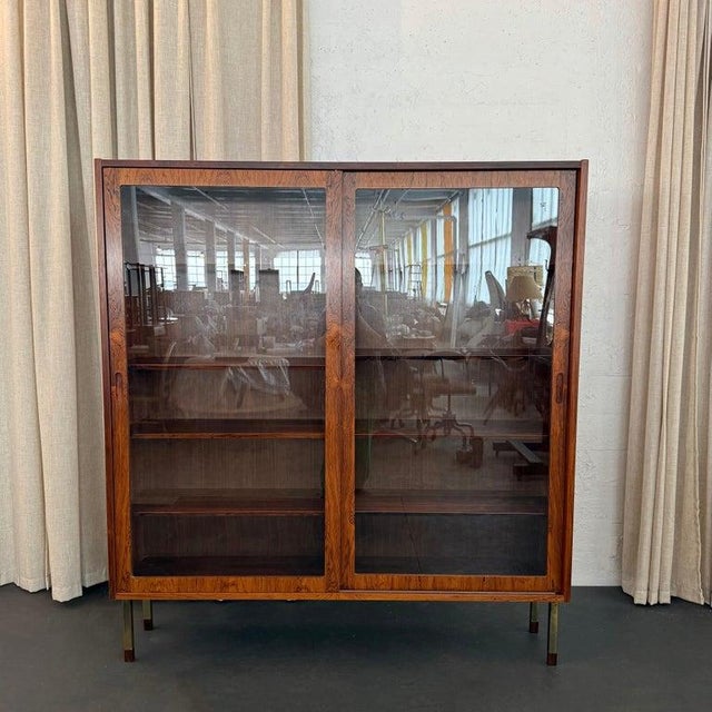 Wood 1960s Danish Modern Rosewood Glass Front Display Cabinet Bookcase by Poul Hundevad For Sale - Image 7 of 12
