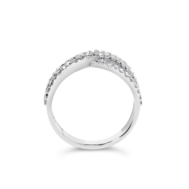 Early 21st Century 10K White Gold 3/4 Cttw Princess Natural Diamond Split Shank and Weave Band Ring (H-I Color, SI1-SI2 Clarity) - Ring Size 6 For Sale - Image 5 of 7