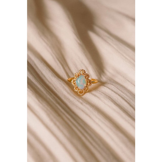 Modern 14k Gold Ring With Oval Opal Cabochon, Size 6.75 For Sale - Image 3 of 5
