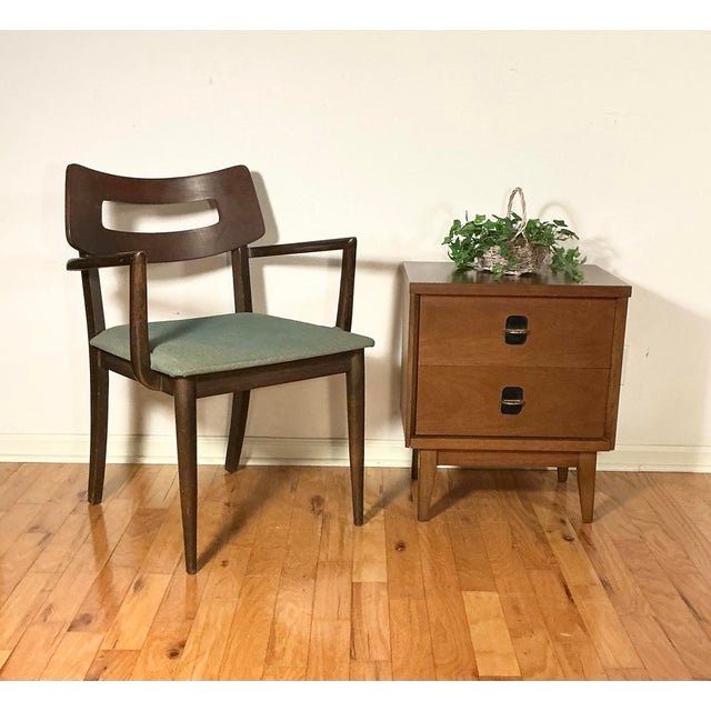 Mid 20th Century Mid 20th Century Modern Walnut Bassett Nightstand Brass + Black 2 Drawer For Sale - Image 5 of 12
